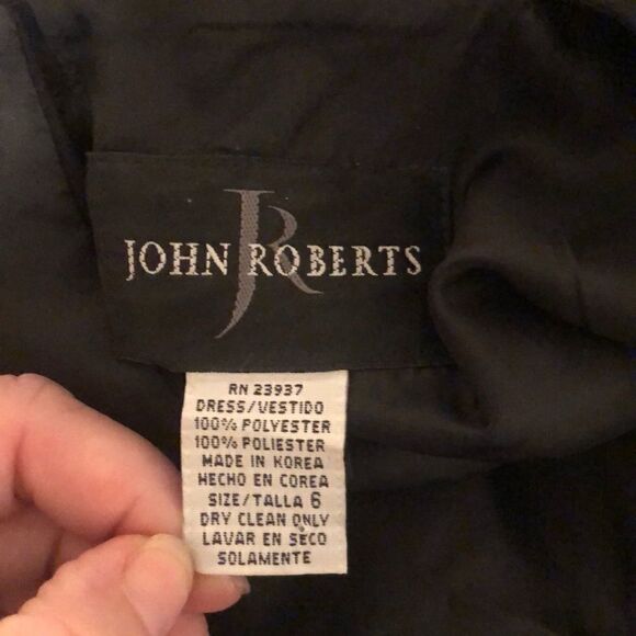 John Roberts Dress  - Picture 5 of 5